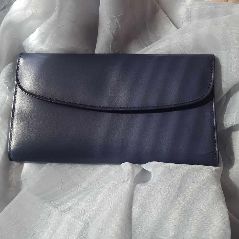Coach Tri-Fold  Leather Wallet